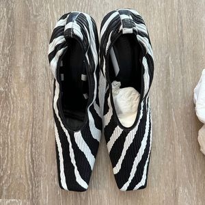 BOTTEGA VENETA  leather crunch sharpei pumps sz:38.5